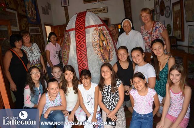 En Apóstoles, chicos y grandes aprenden sobre el Pesanke
