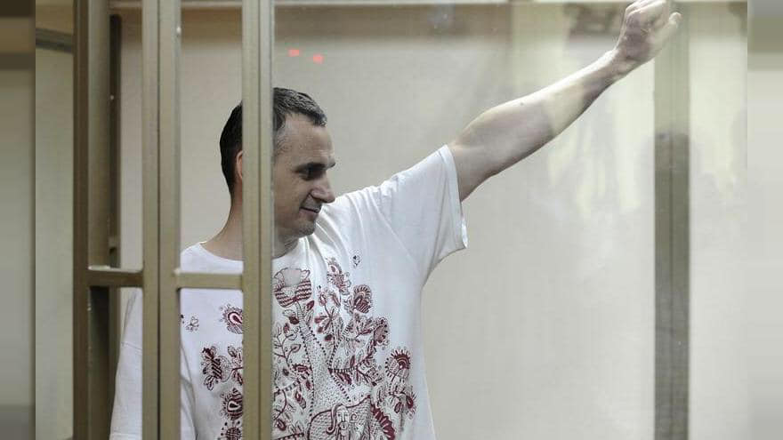 EL PREMIO SAJAROV DEL AÑO 2018 FUE ASIGNADO AL CINEASTA UCRANIANO OLEH SENTSOV, PRESO EN RUSIA